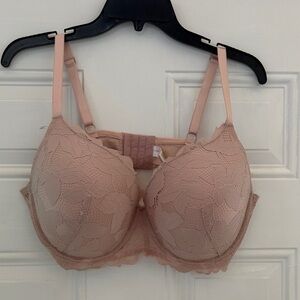 Adrienne Vittadini Lace Bra in Soft Pink